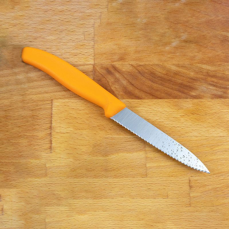 Кухонний ніж Victorinox SwissClassic Paring 6.7736.L9 помаранчевий
