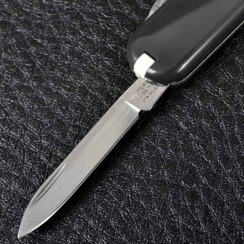 Складной нож Victorinox (Швейцария) из серии Escort.