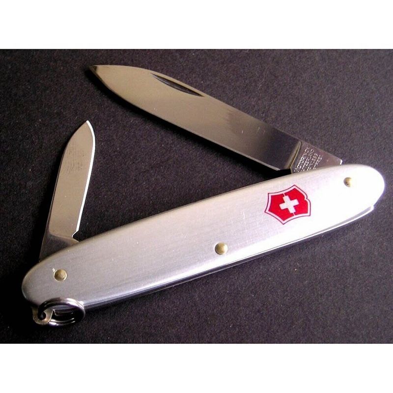 Складаний ніж Victorinox (Швейцарія) із серії Excelsior.