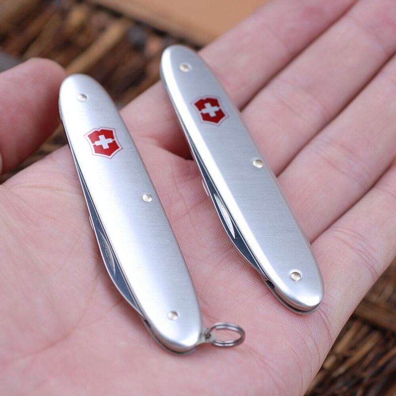 Складной нож Victorinox (Швейцария) из серии Excelsior.