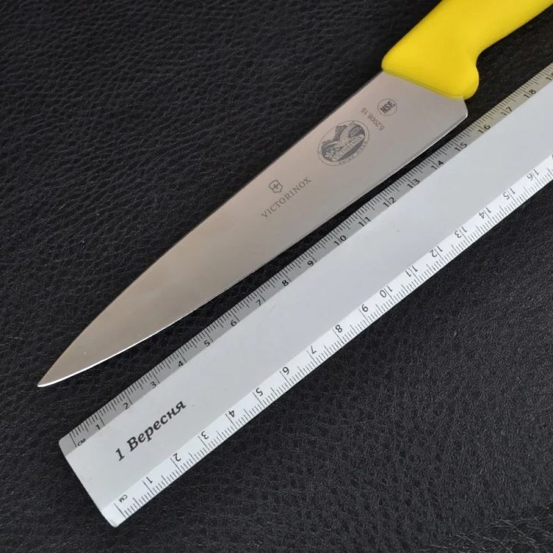 Кухонний ніж Victorinox Fibrox Kitchen 5.2008.15 жовтий