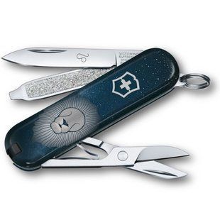 Складаний ніж Victorinox (Швейцарія) із серії Classic SD.