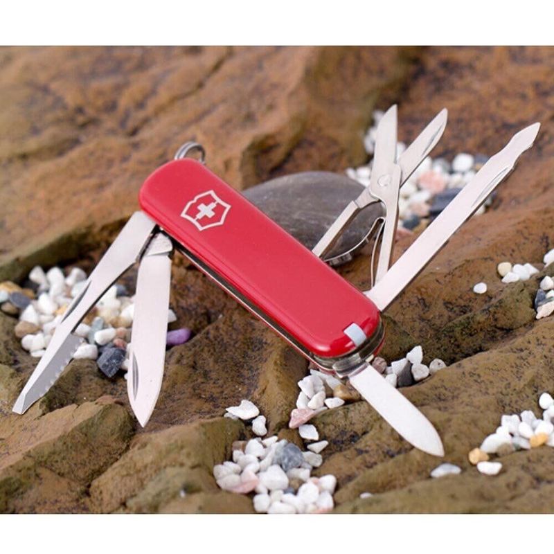 Складной нож Victorinox (Швейцария) из серии Executive.