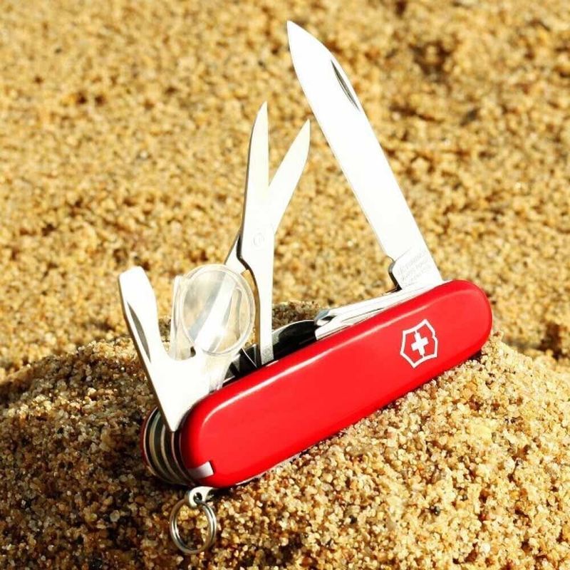 Складаний ніж Victorinox (Швейцарія) із серії Explorer.