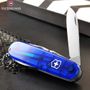 Складаний ніж Victorinox (Швейцарія) із серії Spartan.