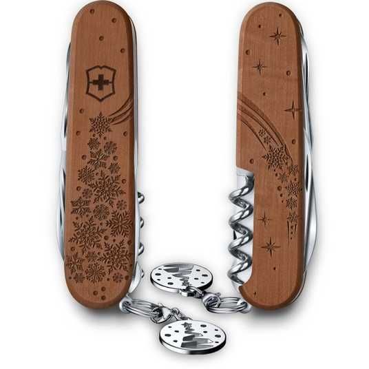 スペイン製 ナヴァフェリシダ　無垢材 ヴィンテージ ブランケットボックス 鍵付き Складной нож Victorinox (Швейцария) из серии Climber. Артикул