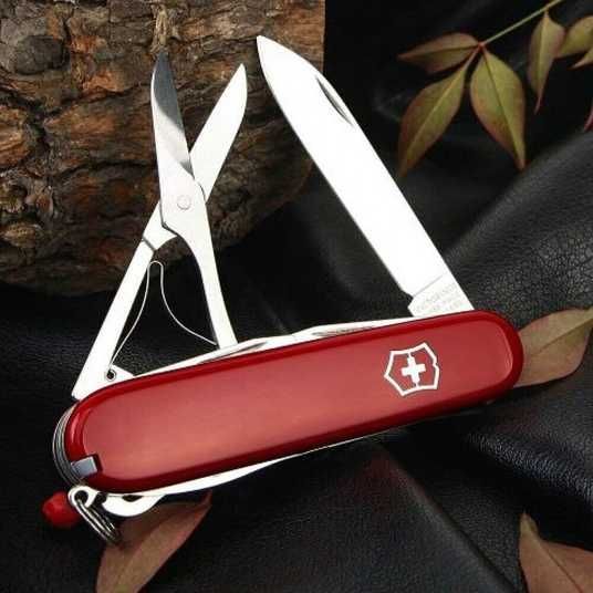 Складаний ніж Victorinox (Швейцарія) із серії Huntsman. Артикул