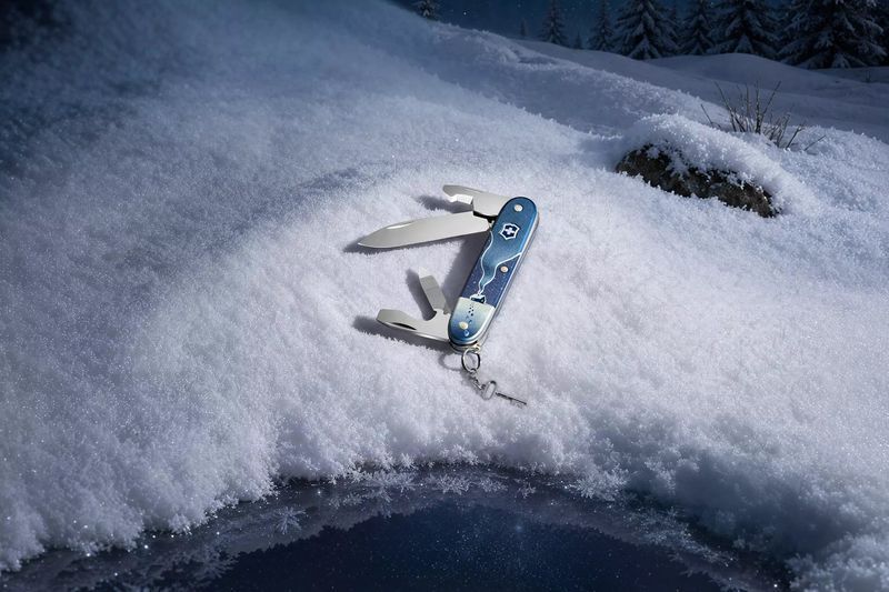 Складаний ніж Victorinox (Швейцарія) із серії Synergy.