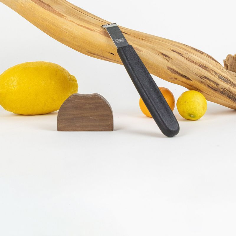 Кухонний ніж Victorinox Lemon Zester 5.3503 чорний