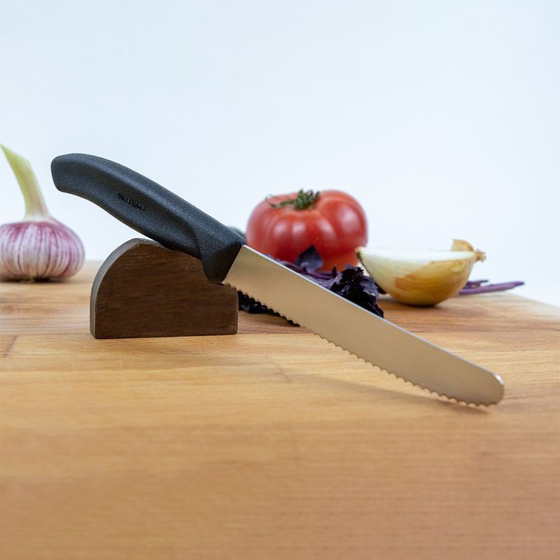 Кухонний ніж Victorinox SwissClassic Tomato&Table 6.7833 чорний