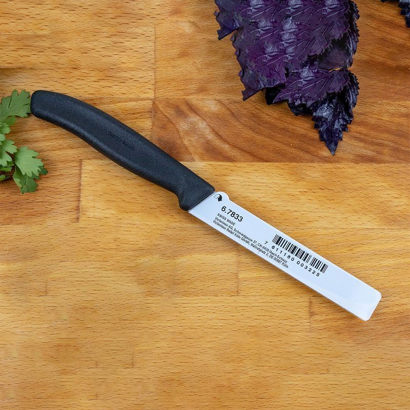 Кухонний ніж Victorinox SwissClassic Tomato&Table 6.7833 чорний