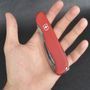 Складаний ніж Victorinox (Швейцарія) із серії Outrider.