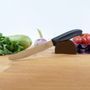 Кухонний ніж Victorinox SwissClassic Tomato&Table 6.7833 чорний