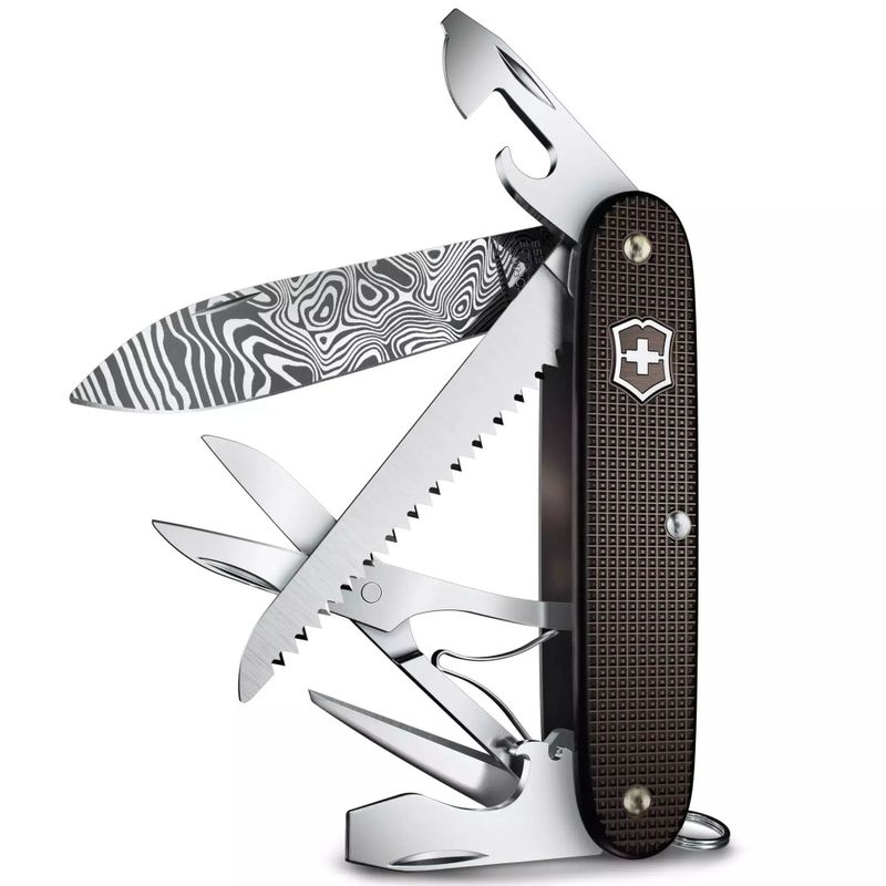 Складаний ніж Victorinox (Швейцарія) із серії Pioneer.