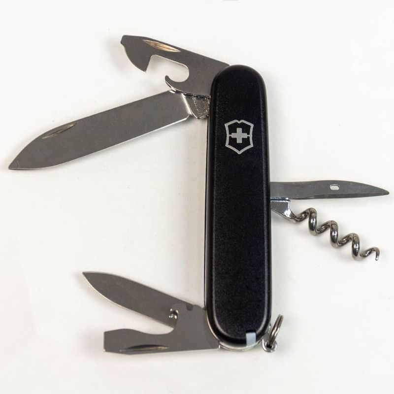 Складаний ніж Victorinox (Швейцарія) із серії Spartan.