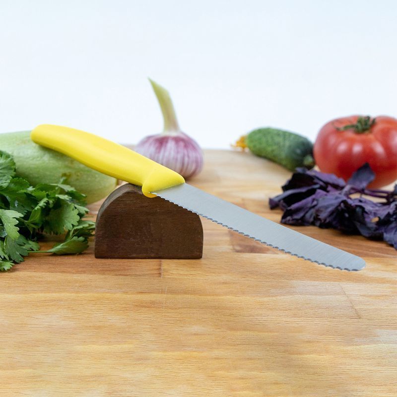 Кухонный нож Victorinox SwissClassic Tomato&Table 6.7836.L118 желтый