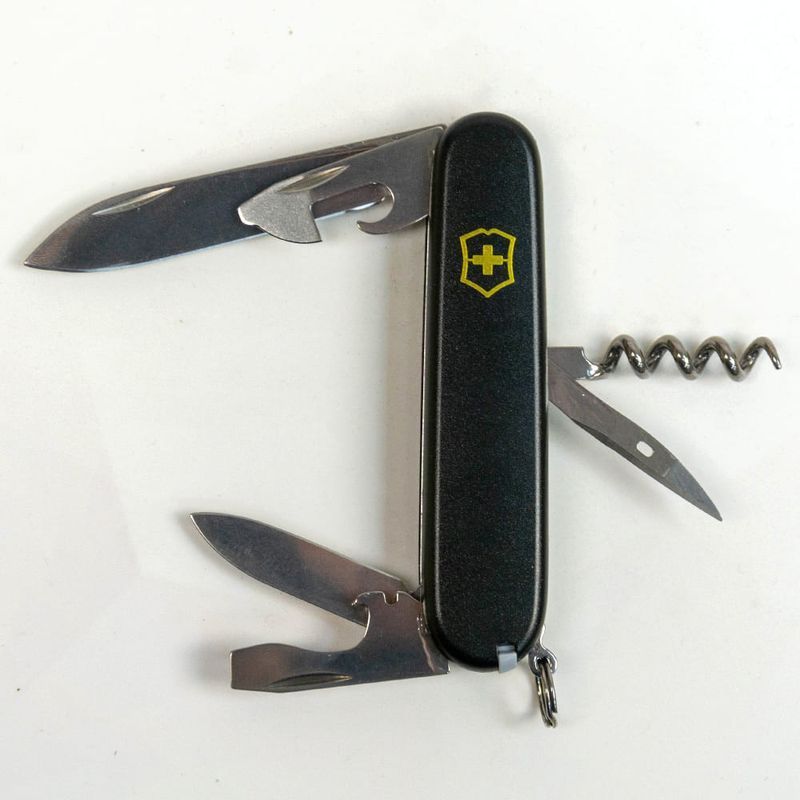 Складаний ніж Victorinox (Швейцарія) із серії Spartan.