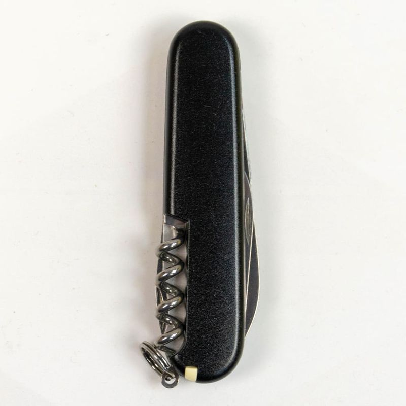 Складаний ніж Victorinox (Швейцарія) із серії Spartan.