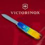 Складаний ніж Victorinox (Швейцарія) із серії Huntsman.