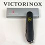 Складаний ніж Victorinox (Швейцарія) із серії Spartan.