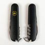 Складаний ніж Victorinox (Швейцарія) із серії Spartan.