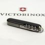Складаний ніж Victorinox (Швейцарія) із серії Spartan.