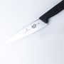 Кухонний ніж Victorinox Fibrox Carving 5.2033.19 чорний