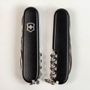 Складаний ніж Victorinox (Швейцарія) із серії Huntsman.