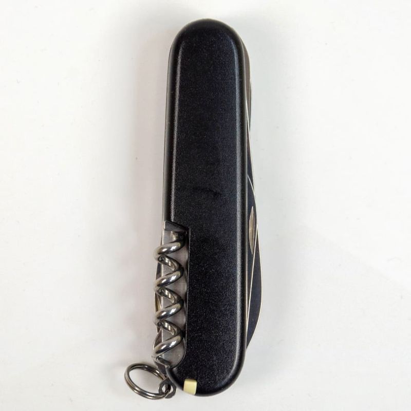 Складной нож Victorinox (Швейцария) из серии Huntsman.