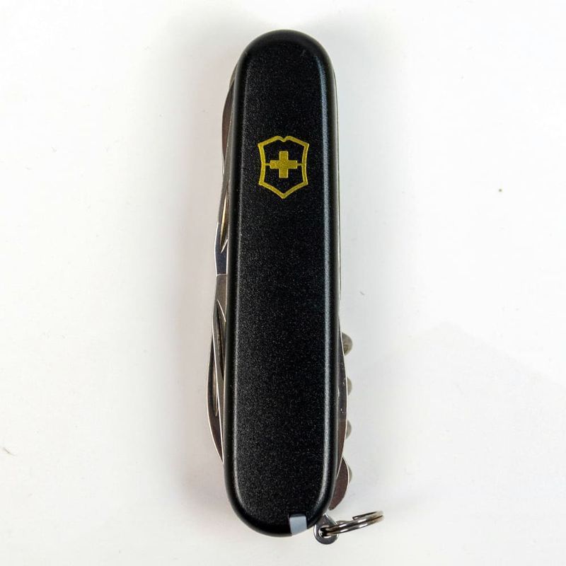 Складной нож Victorinox (Швейцария) из серии Huntsman.