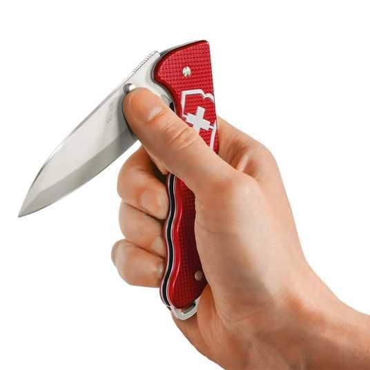 Складной нож Victorinox (Швейцария) из серии Evoke. Артикул