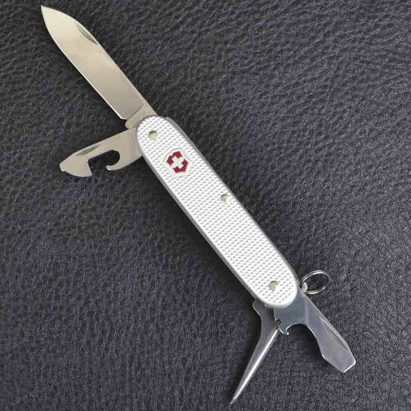 Складаний ніж Victorinox (Швейцарія) із серії Pioneer.