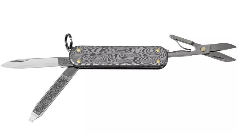 Складной нож Victorinox (Швейцария) из серии Classic SD.