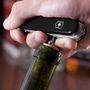 Складаний ніж Victorinox (Швейцарія) із серії Huntsman.
