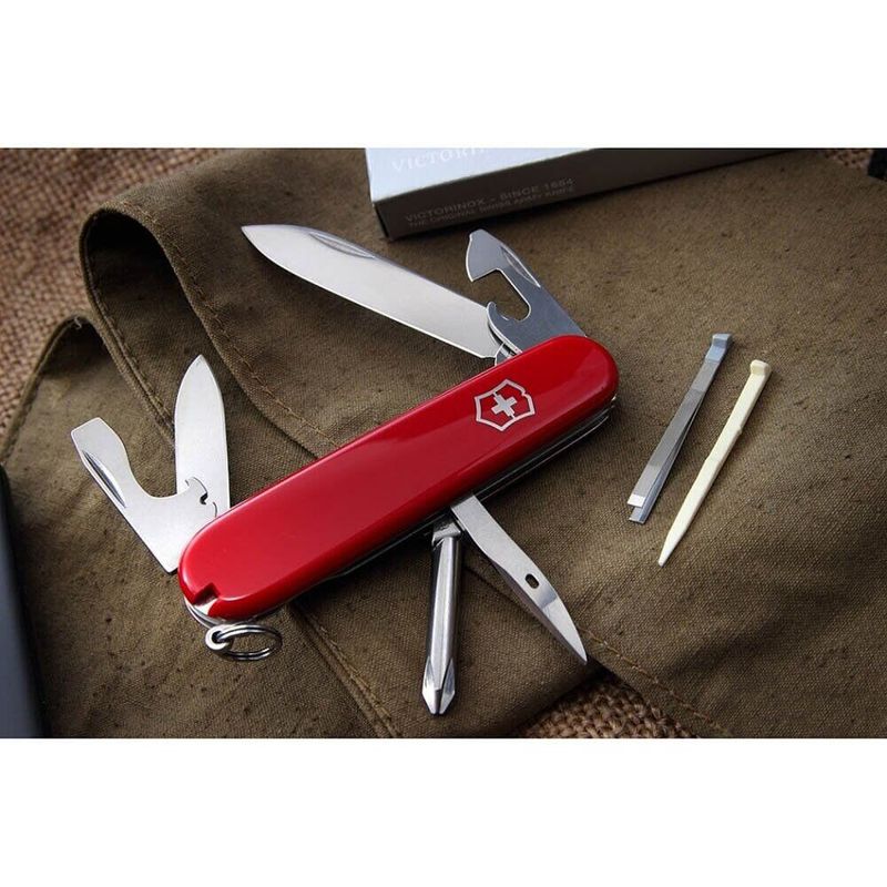 Складаний ніж Victorinox (Швейцарія) із серії Tinker.