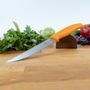 Кухонный нож Victorinox SwissClassic Steak&Pizza 6.7936.12L9 оранжевый