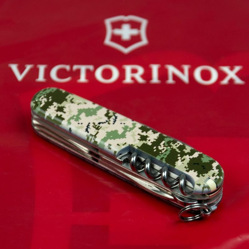 Складаний ніж Victorinox (Швейцарія) із серії Climber.