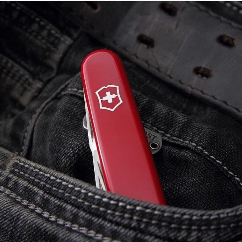 Складной нож Victorinox (Швейцария) из серии Recruit.