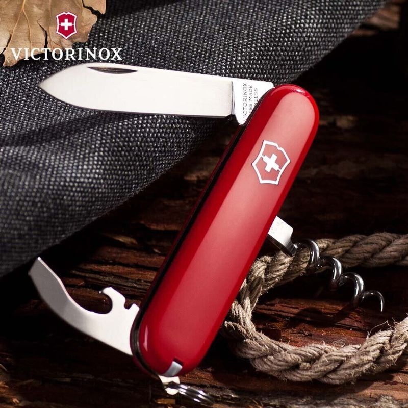 Складаний ніж Victorinox (Швейцарія) із серії Waiter.