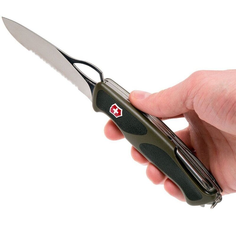 Складаний ніж Victorinox (Швейцарія) із серії Ranger Grip.