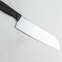 Кухонный нож Victorinox SwissClassic Santoku 6.8523.17B черный