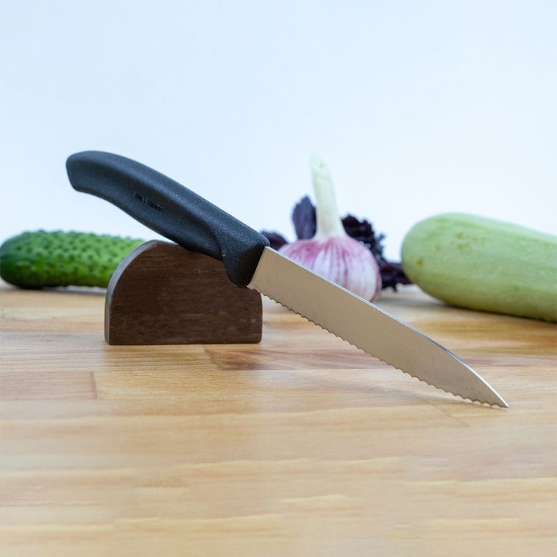 Кухонний ніж Victorinox SwissClassic Paring 6.7733 чорний
